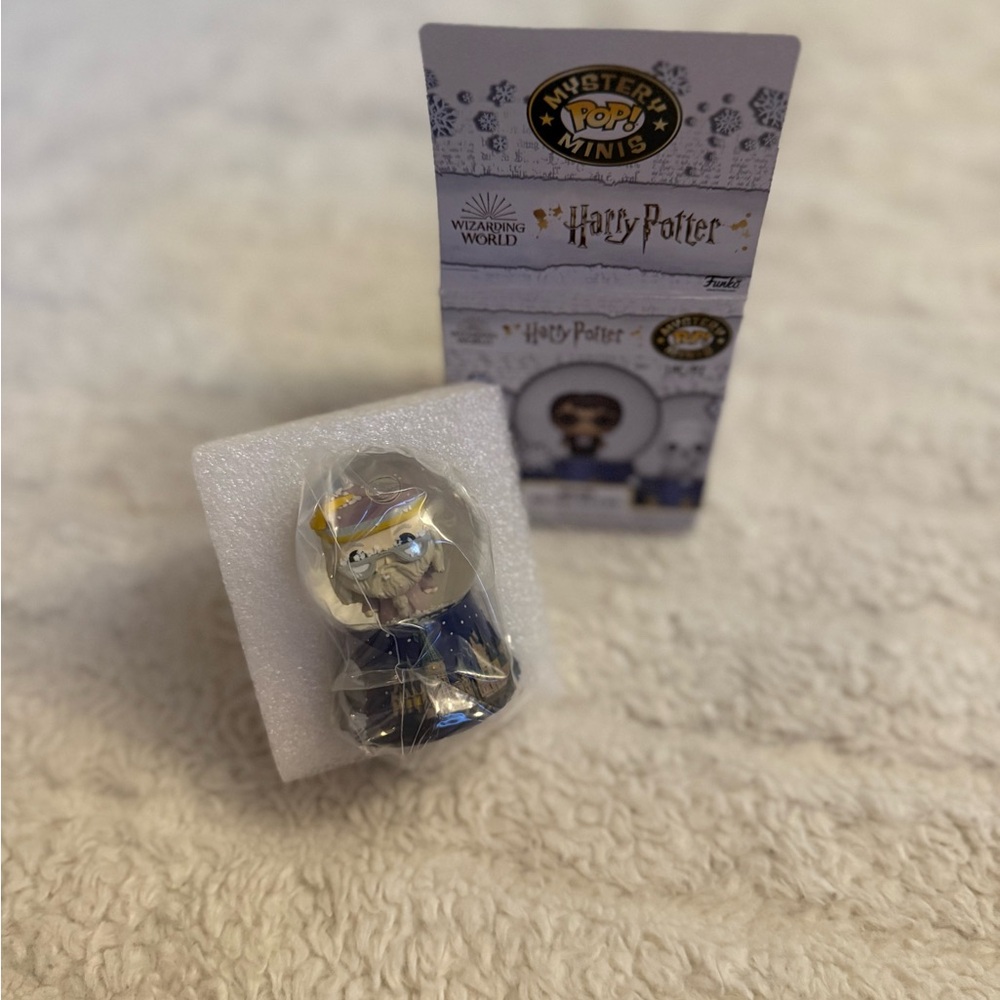 Dumbledore Mini Funko Snow Globe